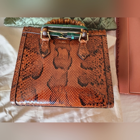 NWT Gucci Diana python bag - Picture 9 of 12